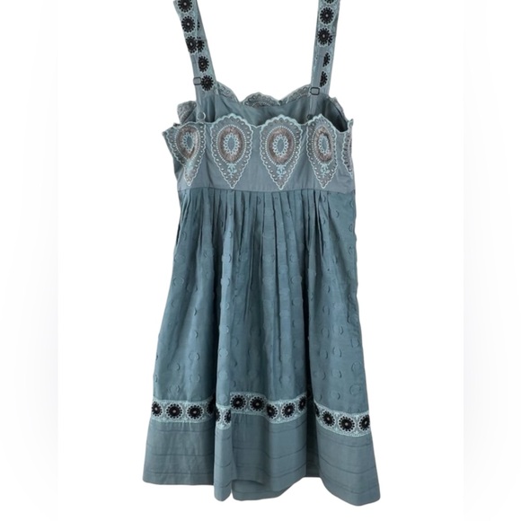 BCBGMAXAZRIA RunwayEmbroidered
Sundress with Scalloped Edges size Small - Picture 4 of 16